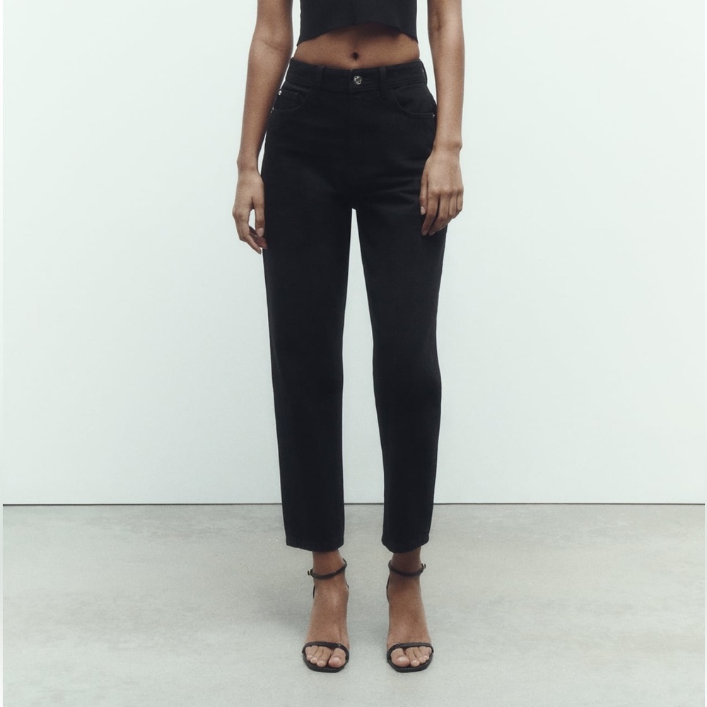 Zara Z1975 High-Waisted Mom Fit Jean
